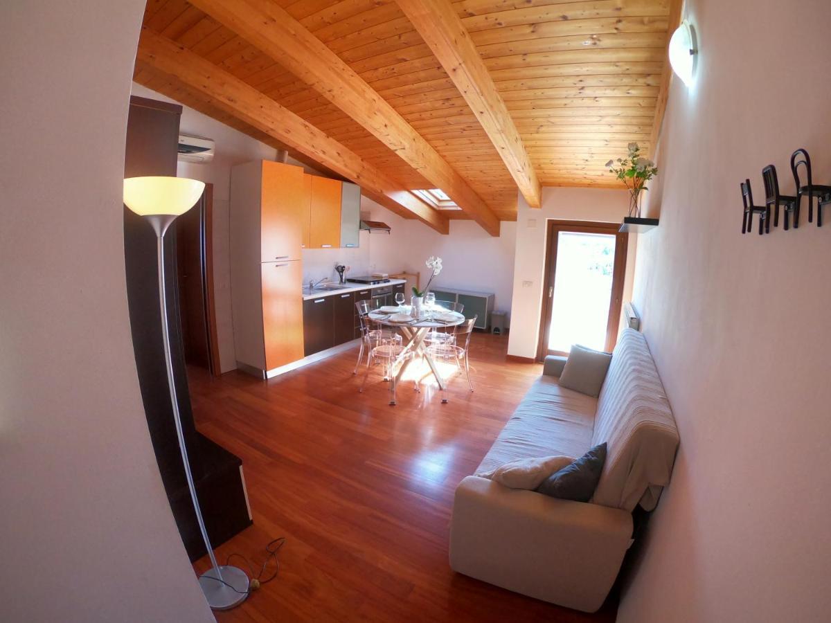 Ferienwohnung Attico Petfriendly Con Terrazzo, Via Del Borgo Montesilvano Marina Exterior foto