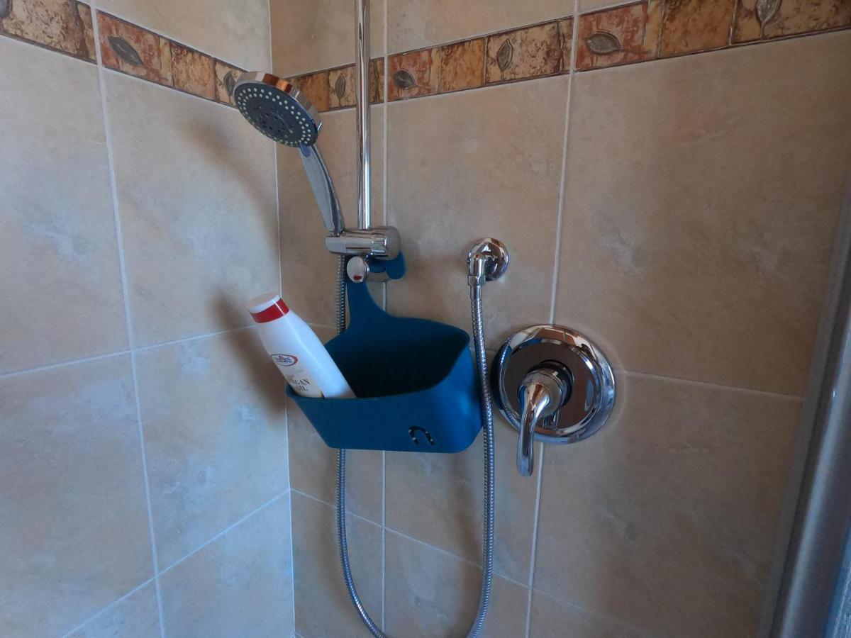 Ferienwohnung Attico Petfriendly Con Terrazzo, Via Del Borgo Montesilvano Marina Exterior foto
